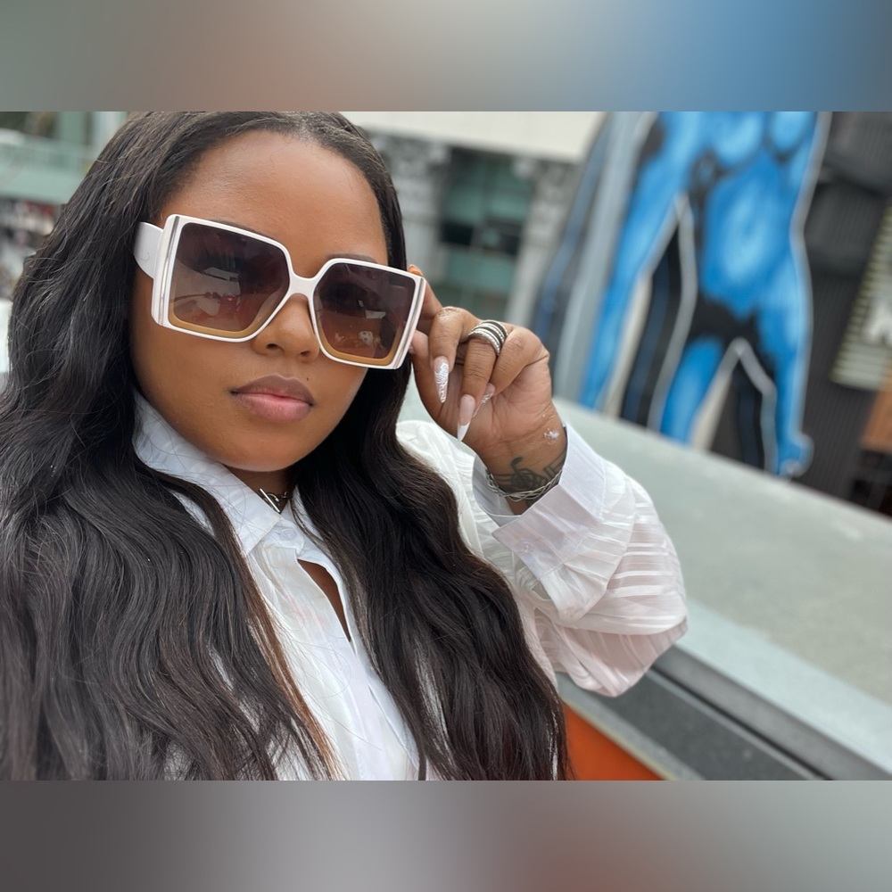 ~Oversized Square Sunglasses:White Exterior & Brown Interior~ - Picture 11 of 16